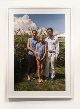 Det hvide overherredømme hersker stadig — ny udstilling sætter fokus på dekolonisering</br>Jane Jin Kaisen, 'The Andersons' (2015). Farvefotografi, indrammet, 93,93 x 142 cm. Foto: © Jane Jin Kaisen</br>Foto: PR-foto / CAMP - © Jane Jin Kaisen