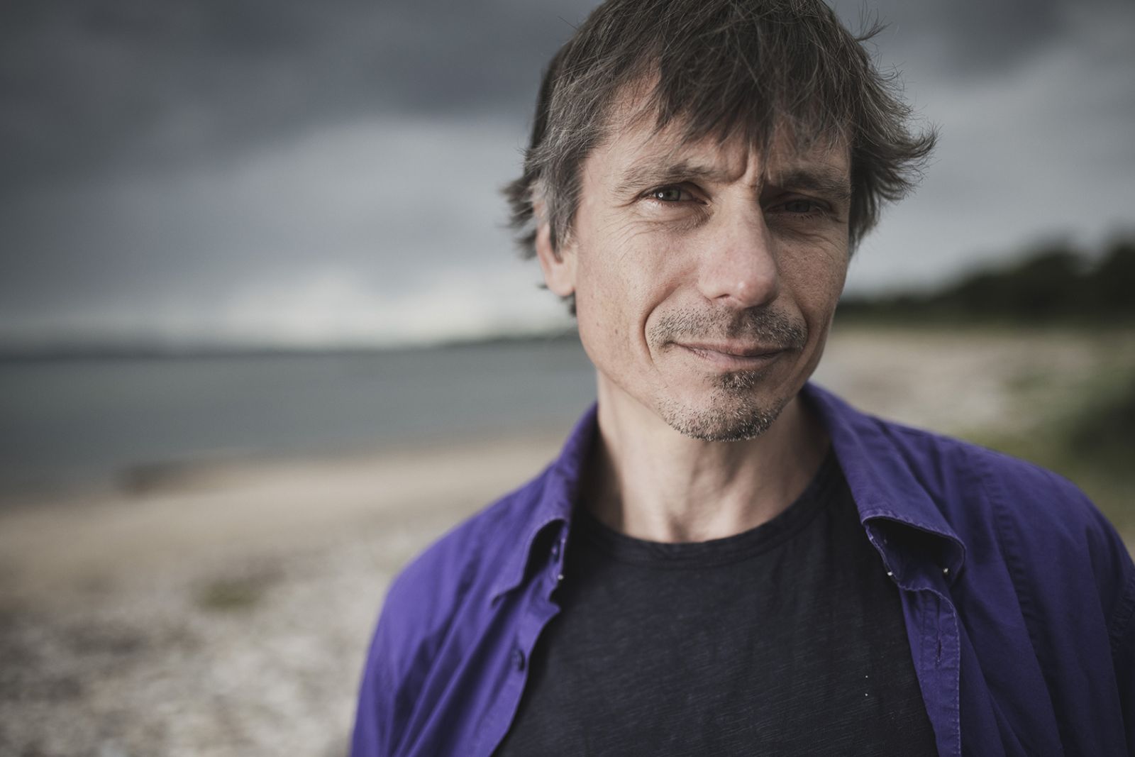 Døden er Hjerter Trumf - Mesterlig skildring af at leve sig gennem tab og død</br>Digter Søren R. Fauth.  </br>Foto: PR-foto 