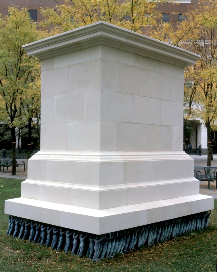 Hvordan kan man føle sig hjemme som et moderne, omrejsende og rodløst menneske?</br>Do Ho Suh har også arbejdet med skulpturer i andre materialer end dem, man kan opleve på ARoS. Public Figures. © Do Ho Suh<br />Courtesy the artist and Lehmann Maupin, New York and Hong Kong.</br>Foto: © Do Ho Suh