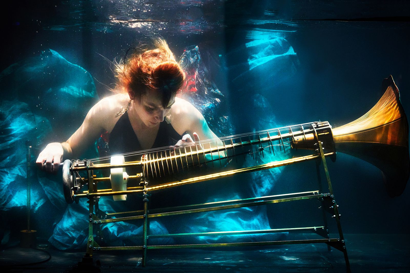 AquaSonic er en kompromisløs opdagelsesrejse under vand</br>Between Music spiller undervandskoncerten AquaSonic.</br>Foto: Ambra Vernuccio