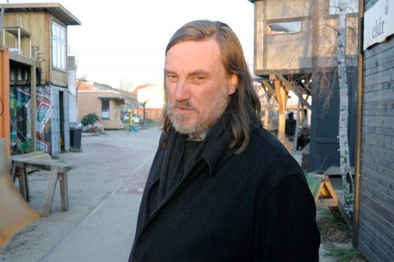 Jesper Rasmussen skildrer mennesket gennem rum, scenografier og landskaber</br>Jesper Rasmussen</br>Foto: Sixten Therkildsen