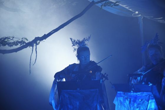 SPOT Festival - de skæve og de store musikalske oplevelser</br>Who Killed Bambi akkompagnerede Jenny Wilson</br>Foto: Marie Nyeng