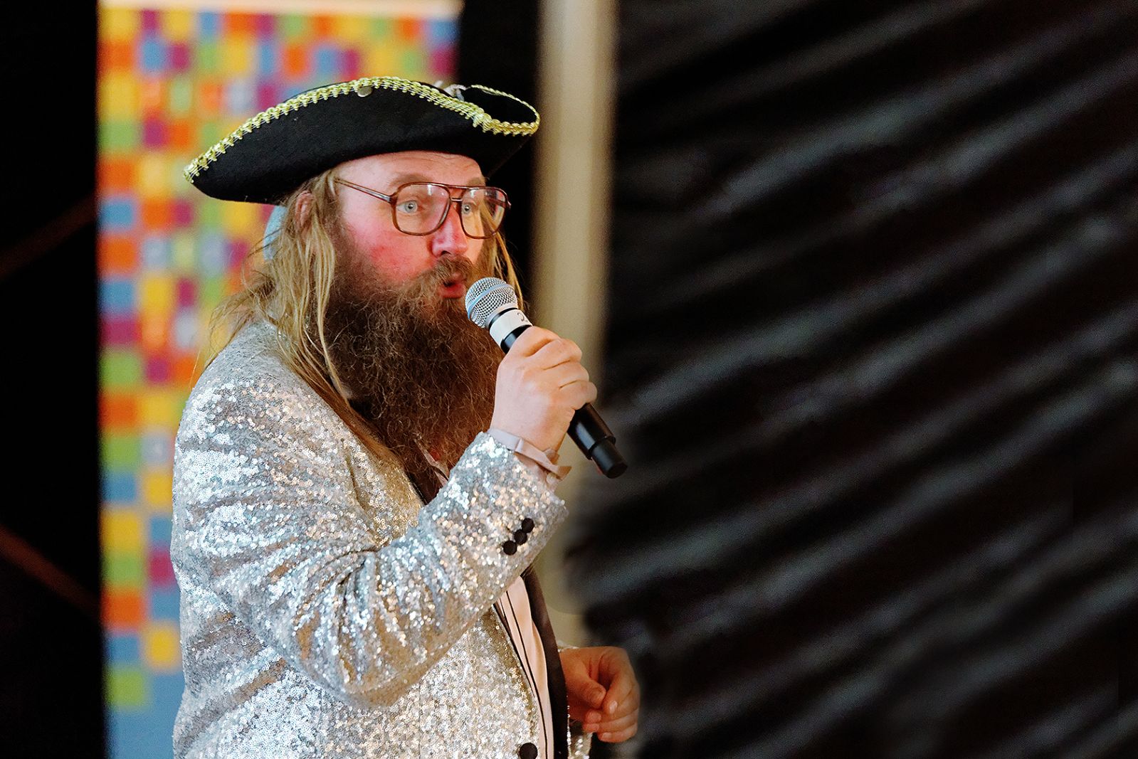 Mumitrolde, Thomas Buttenschøn og en hemmelig klub i skoven</br>Onkel Reje indtager Film i skoven med sit trylleshow.</br>Foto: PR-foto / Film i skoven