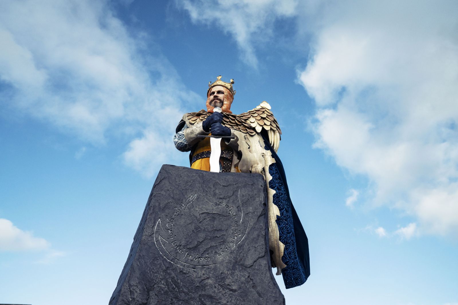 Kong Arthur indtager Moesgaard</br>Kong Arthur bygger på sagnet om Arthur, der blev konge over Britannien.</br>Foto: PR-foto / Det Kgl. Teater - Camilla Winther