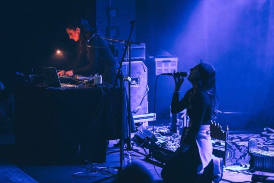 Avantgarde-musik og folkesang på et samisk sprog, der kun tales af 10 mennesker</br>Maja S. K. Ratkje og Katarina Barruk under Avant Joik koncerten på festivalen STUK</br>Foto: STUK