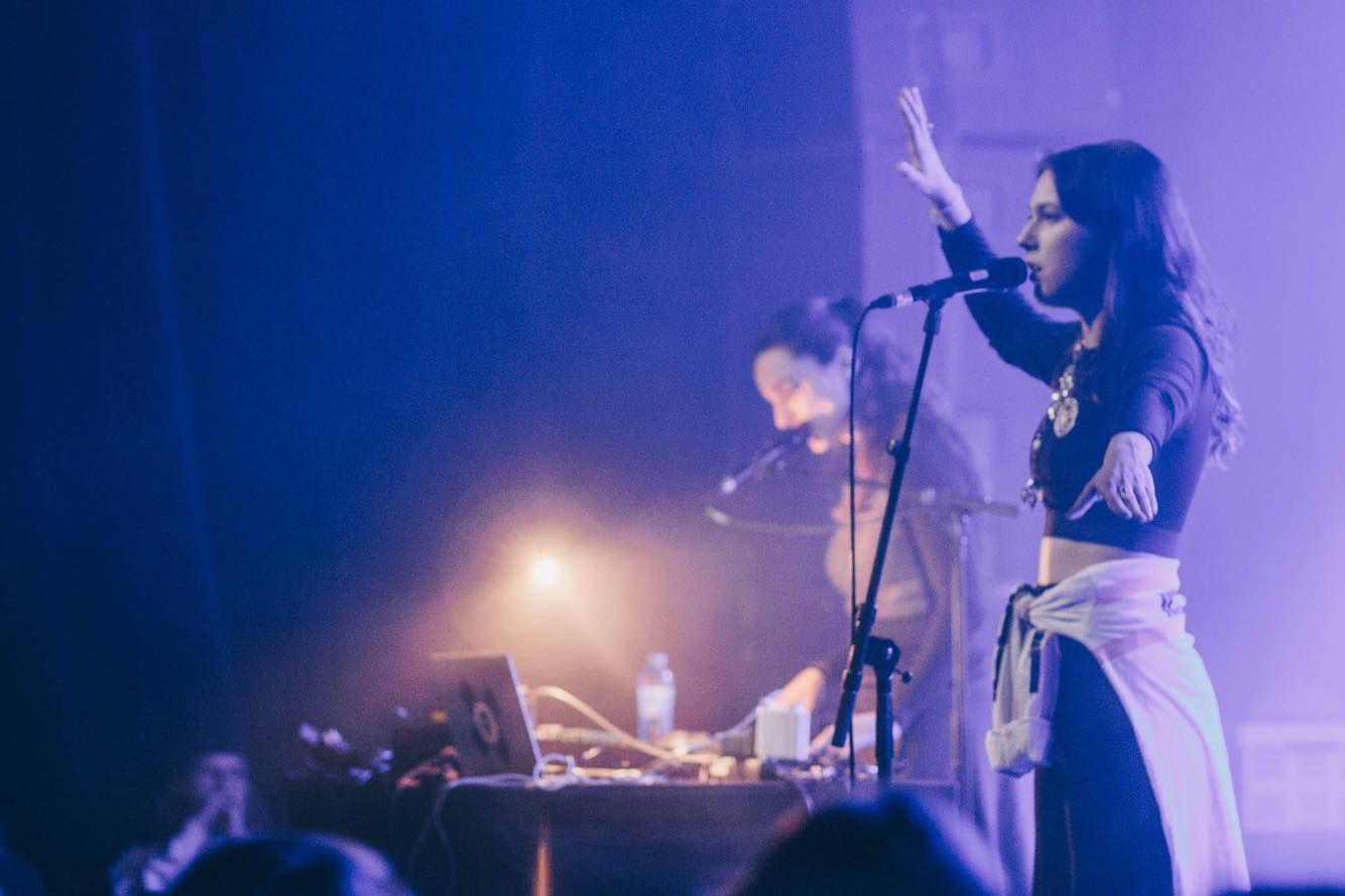 Avantgarde-musik og folkesang på et samisk sprog, der kun tales af 10 mennesker</br>Maja S. K. Ratkje og Katarina Barruk under Avant Joik koncerten på festivalen STUK</br>Foto: STUK