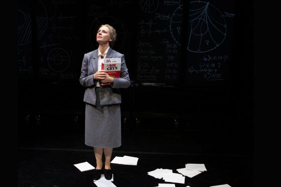 Iben Hjejle som Danmarks oversete videnskabspioner</br></br>Foto: Foto: PR-foto / Folketeatret - Thomas Petri
