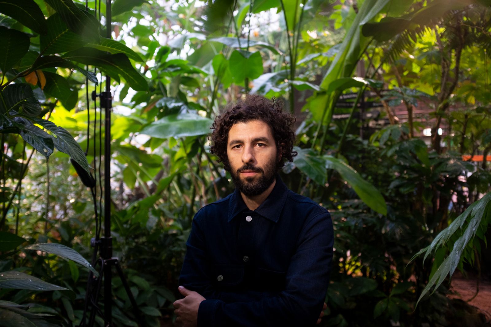 José González hylder sin multikulturelle baggrund med nyt album</br>Den svensk-argentinske singer-songwriter José Gonzáles</br>Foto: Hannele Fernstrom