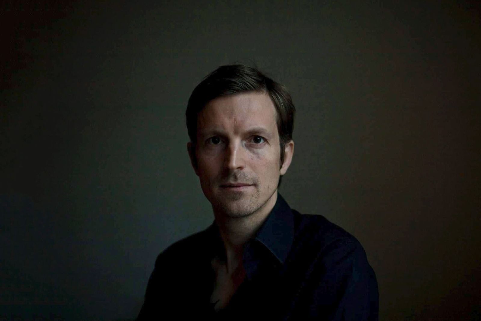 Ny bog viser os, at vi alle sammen er en stor kliché</br>Forfatter Jeppe Krogsgaard Christensen, som har udgivet romanen 'Fra hus og hjem'</br>Foto: Jeppe Krogsgaard Christensen
