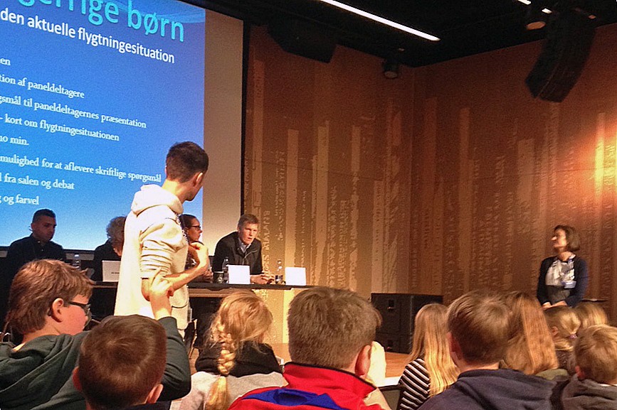 Tal med dine børn om flygtninge</br>Børn debatterer flygtningesituationen på DOKK1 i Aarhus </br>Foto: Puk Qvortrup