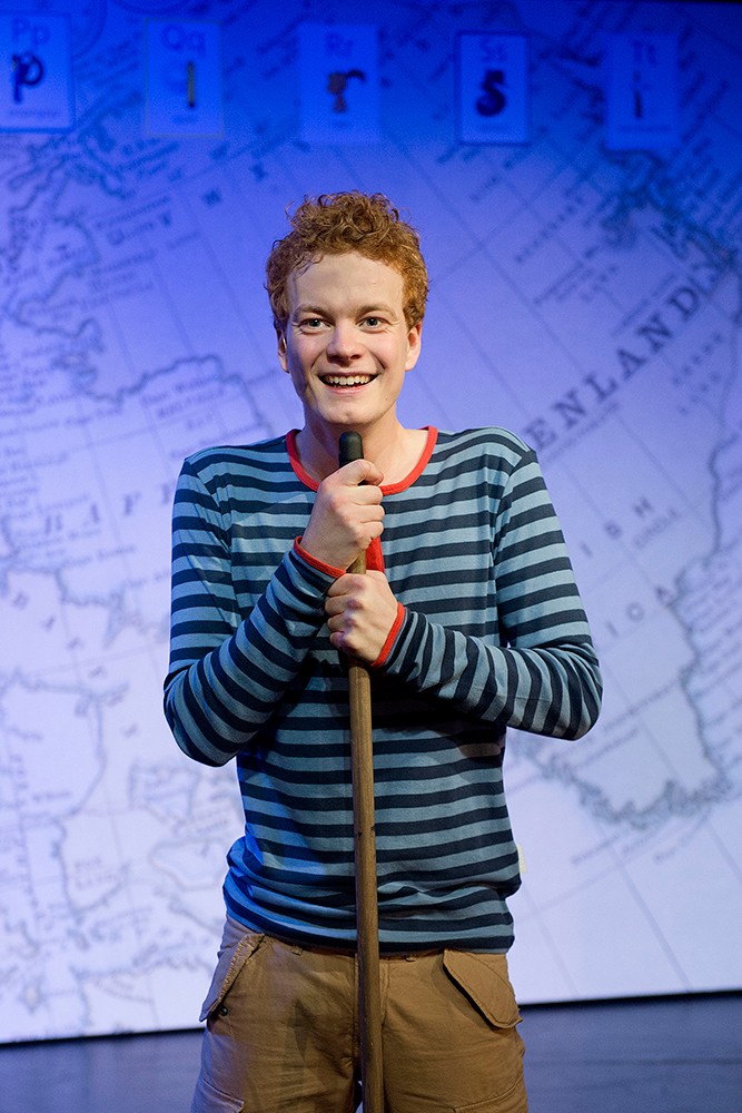 Teater fyldt med unoder og ægte glæde</br>Villads fra Valby er en helt almindelig dreng ved første øjekast.</br>Foto: PR-foto / Aalborg Teater - Lars Horn