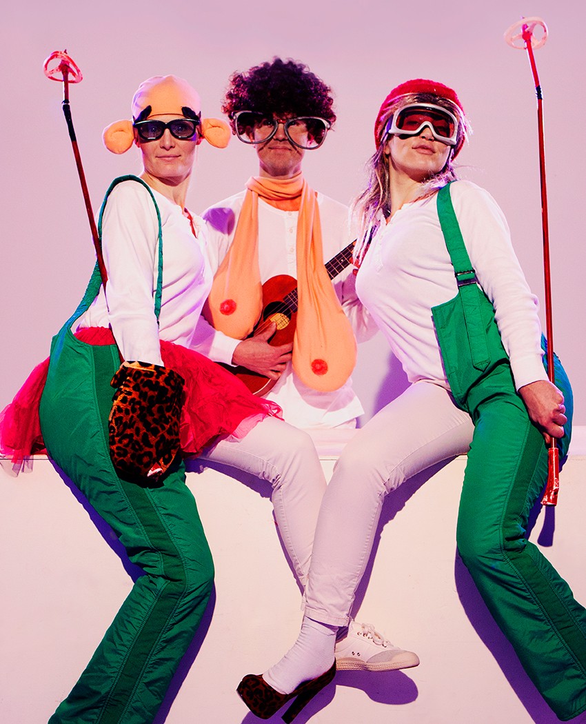 Mustafas kiosk sælger ud</br>Det er en rigtig familieforestilling, for vi laver også sjov med voksne.</br>Foto: PR-foto / Teater Fantast - Natascha Rydvald