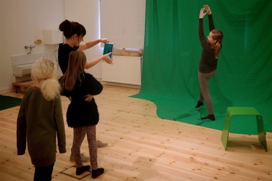 Et monster i blodcellen</br>En green screen er sat op under temaet MIKRO - makro.</br>Foto: PR-foto / Nicolai for børn