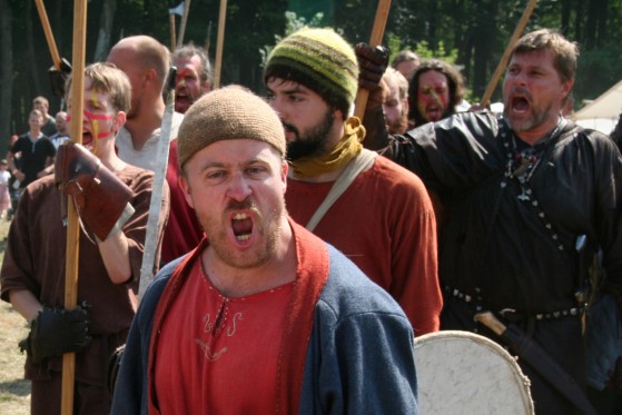 Levende vikinger</br>Vikinger på vej i kamp.</br>Foto: Fine Spind