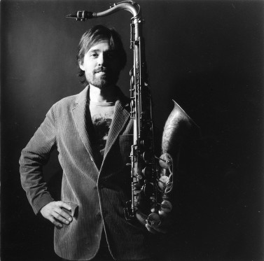 Børnejazz</br>Den 19. oktober spiller Jesper Løvdal sammen med Tom McEwan og Hugo Rasmussen i Børnejazzklubben, når den besøger Holbæk. </br>Foto: PR-foto