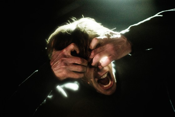 Blind mistillid og paranoia ad libitum</br>Kaldet er en psykologisk thriller på Studio på Aarhus Teater</br>Foto: Rumle Skafte