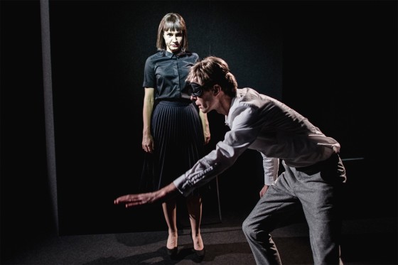 Blind mistillid og paranoia ad libitum</br>Kaldet er en psykologisk thriller på Studio på Aarhus Teater</br>Foto: Rumle Skafte