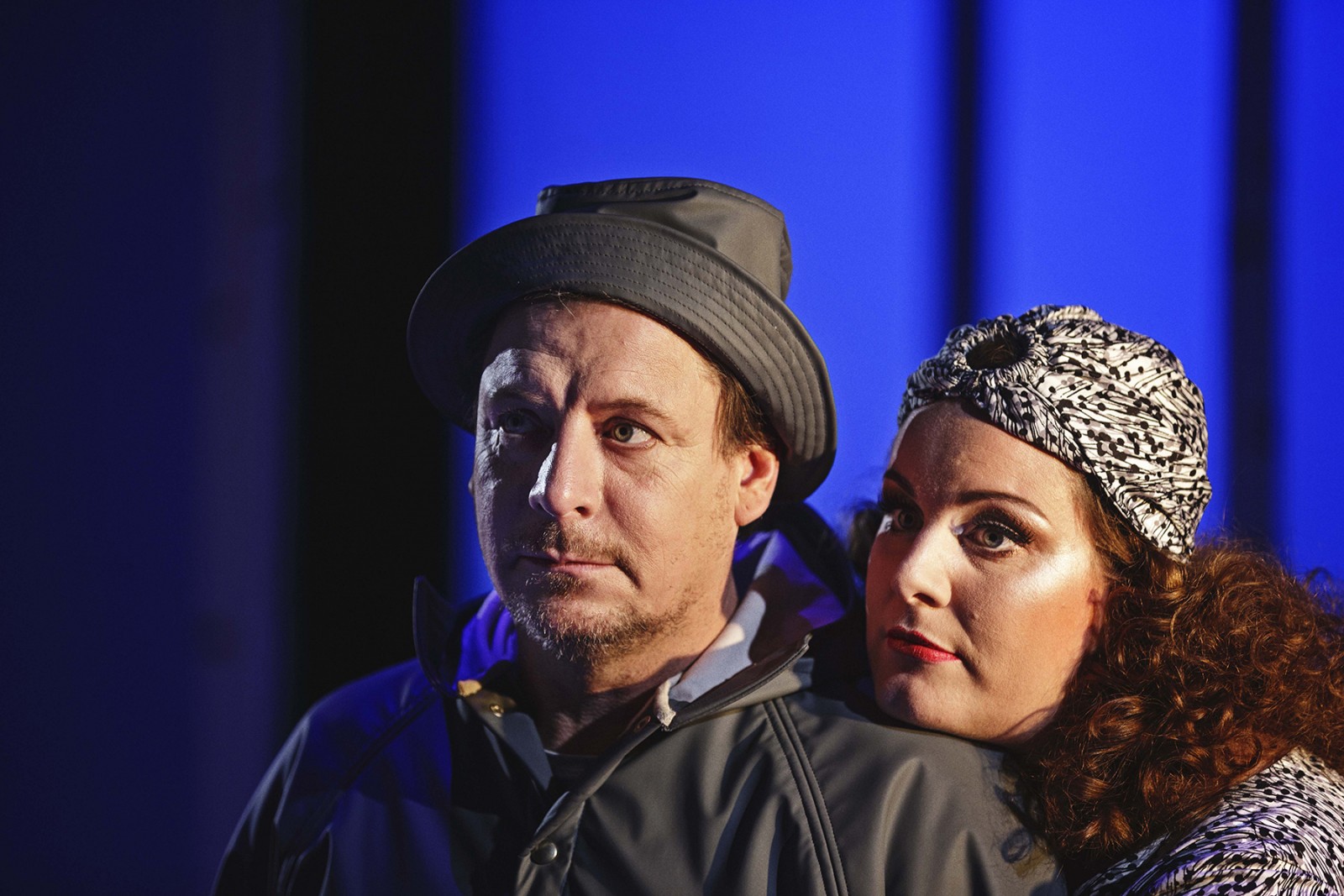 Vi skal ikke være bange for det banale</br>Lise Baastrup spiller digterens muse eller måske Nina fra sangen om Svantes lykkelige dag.</br>Foto: PR-foto/ Nørrebro Teater - Ulrik Jantzen