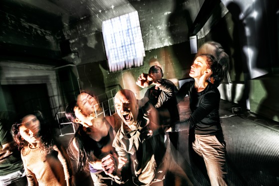 Al kunst er politisk – også dans</br>Danserne i forestillingen STAFFET har mange forskellige nationaliteter og er i alderen fra 26 - 71 år.</br>Foto: PR-foto / Per Morten Abrahamsen