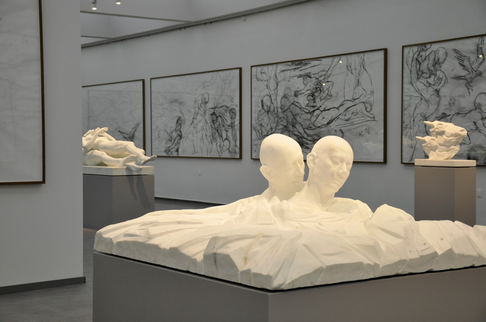 Begæret æder sjælen op</br>Den anden bærer hemmeligheden om os i sig, og derfor må han tilintetgøres.</br>Foto: PR-foto / Randers Kunstmuseum