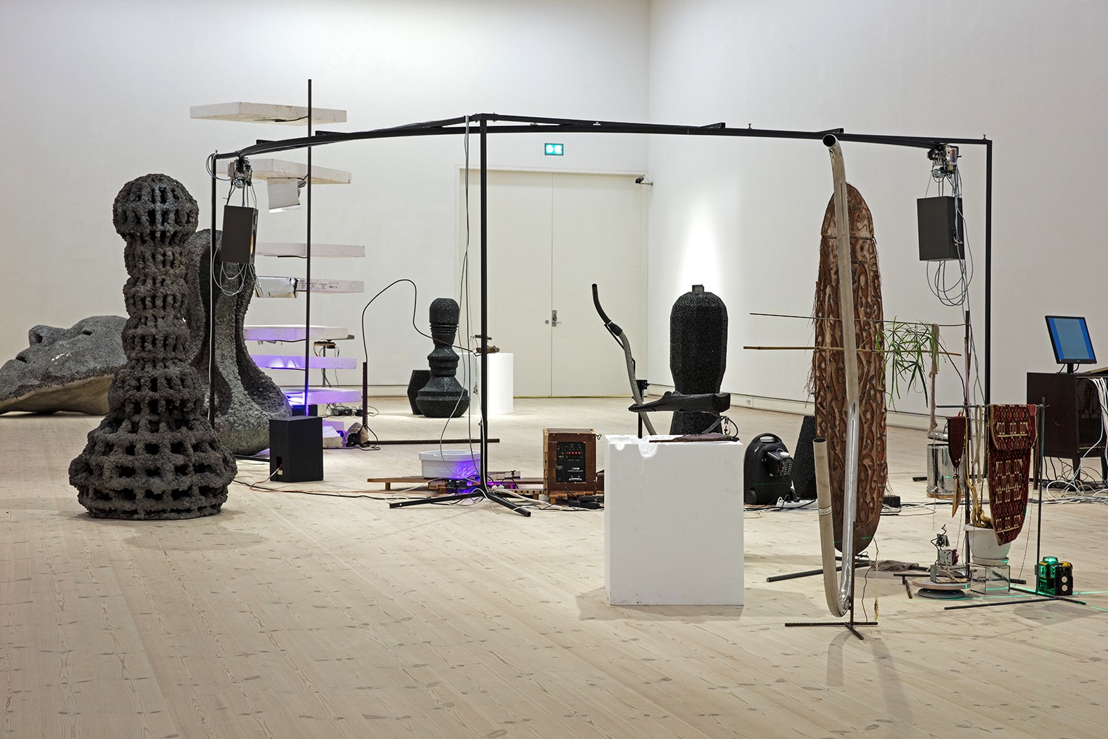 Vrede i den midtjyske skærsild</br>Et væld af værker på Horsens Kunstmuseum.</br>Foto: PR-foto / Horsens Kunstmuseum