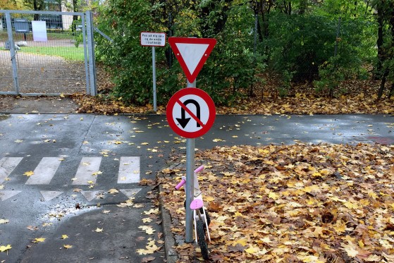 Byen skal bruges i børnehøjde</br>Uvending forbudt. Gælder også for løbecykler.</br>Foto: Malthe Sommerand