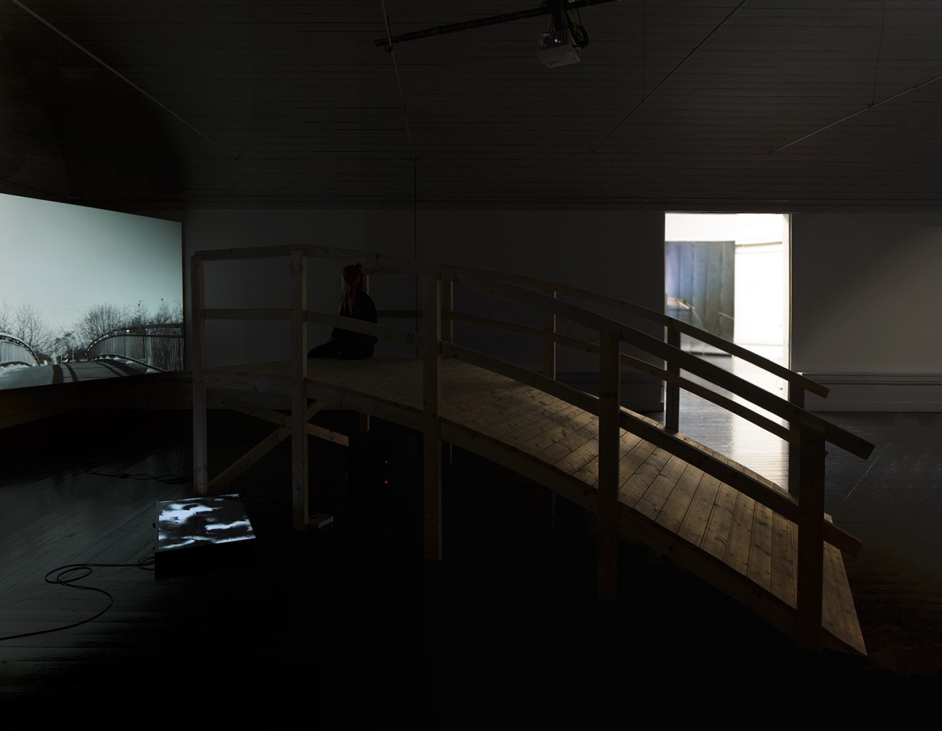 Sydhavn Station på Østerbro</br>Sonja Lillebæk Christensen. På udstillingen Først ud – så ind – Udstillingsstedet Sydhavn Station i Den Frie Udstillingsbygning.</br>Foto: Morten Kamper Jacobsen