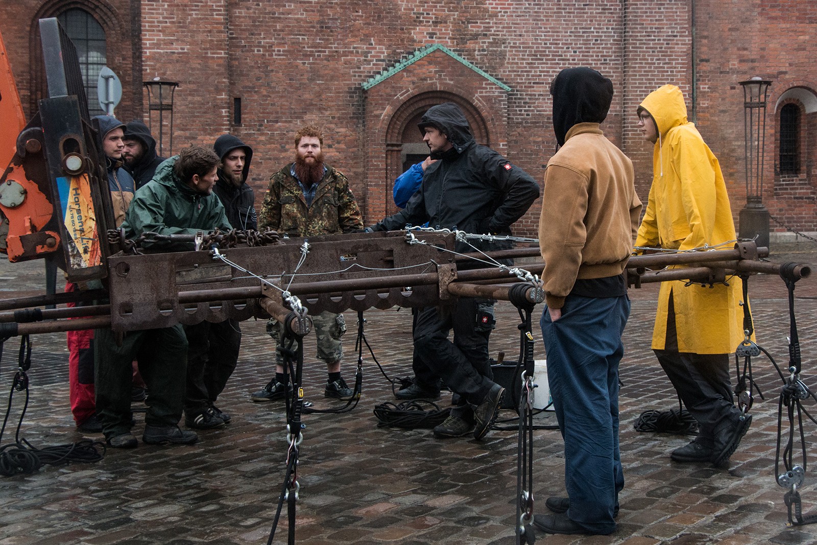 Kom med til prøverne på teaterfestivalen ILT</br>Ilt teaterfestival foregår i Aarhus fra den 17. - 21. maj. På 5 dage spiller 12 forestillinger på teatre i Aarhus. Vi har været med til nogle af prøverne på forestillingerne. Læn dig tilbage og kom med.</br>Foto: Mariana Gil