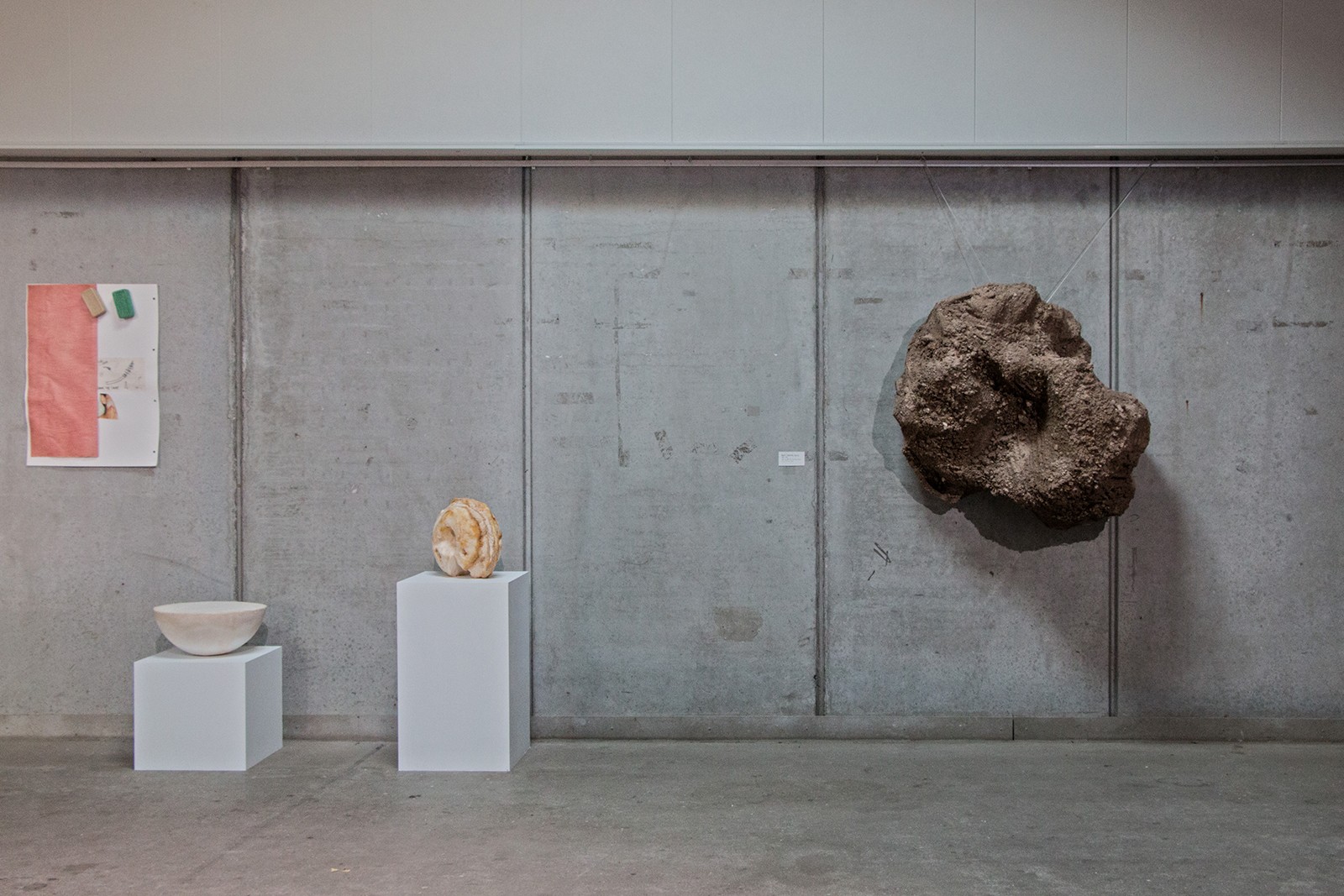 Biologisk og Syntetisk kunst med levende insekter</br>Julie Stavad er uddannet fra Det Jyske Kunstakademi i 2015.<br /><br />Rethinking MATTER - Biotic Synthetic på Godsbanen</br>Foto: Mariana Gil
