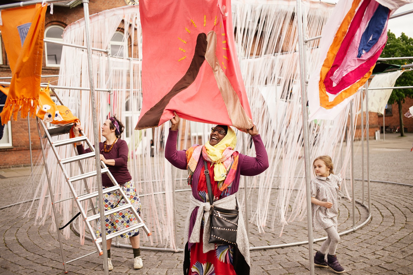 KULTUREN KAN IKKE TAGES SOM POLITISK GIDSEL</br>Violette Visioner event i Odder. Design workshop med designer Anne Werner.</br>Foto: PR-foto Violette Visioner