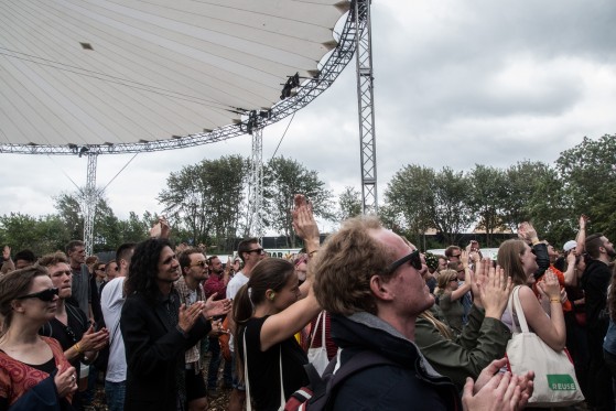 Stemning fra Northside 2017</br>På Northsides Red Stage blev der præsenteret 13 koncerter. Her spillede blandt andre Bisse og Katinka. Læs anmeldelse af Katinkas koncert er på sitet.</br>Foto: Mariana Gil