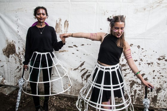 Stemning fra Northside 2017</br>Nortside 2017 bød også på Gøgl og et siteshow i det gamle telt, som plejer at blive hejst som spejlteltet i Aarhus Festuge.</br>Foto: Mariana Gil