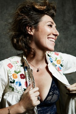 Martha Wainwright: En kvinde, der kender sin plads - på scenen</br>Martha Wainwright kalder sit seneste album et farvel til sin fortid og ungdom.</br>Foto: PR-foto / Fonden Voxhall - Kim Song Sternkopf