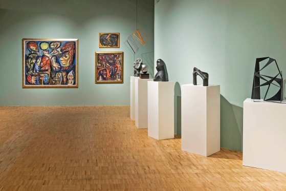 På vandring gennem menneskets natur</br>I udstillingens sidste rum er Asger Jorn repræsenteret ved både maleri og skulptur.</br>Foto: PR-foto / ARoS