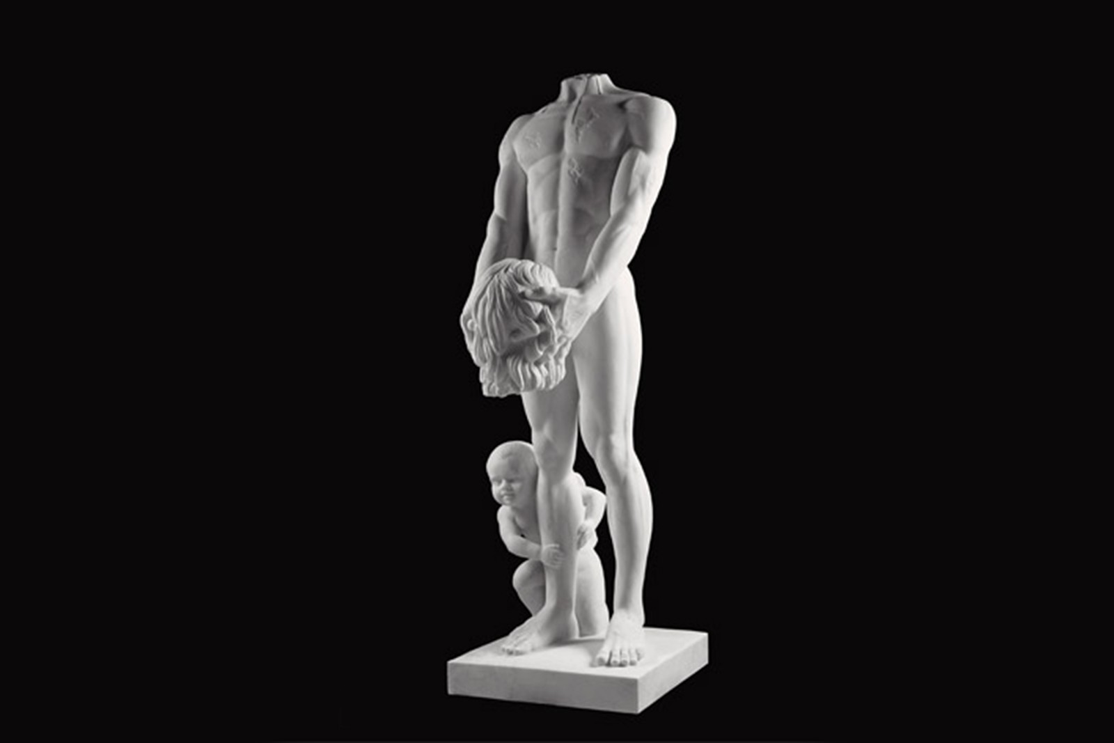 Lemmerz i virkeligheden</br>The Undead, Christian Lemmerz skulptur i marmor.</br>Foto: PR-foto