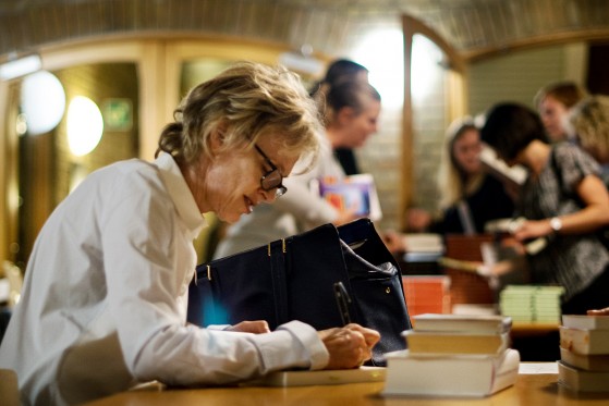 Siri Hustvedt: Fiktion er en højtudviklet version af hvad-nu-hvis</br>Siri Hustvedt på Aarhus Universitet.</br>Foto: Authors in Aarhus - Ane Martine Lønneker