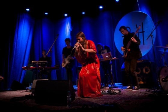 Tyrkiske og danske musiktraditioner smelter sammen, når Luna Ersahin og bandet AySay spiller</br>AySay har blandt andet optrådt under årets Festuge og SPOT Festival i Aarhus.</br>Foto: Mathias Sauer