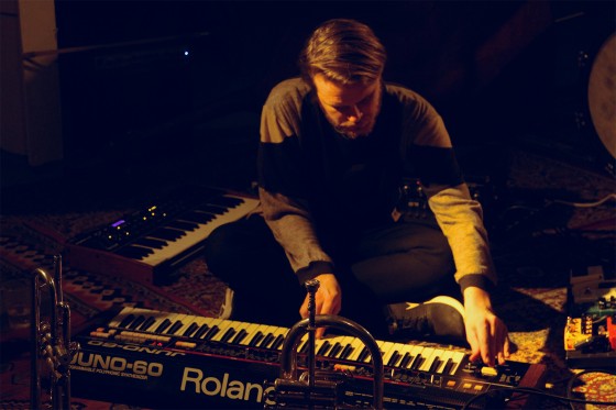 Koncertdebutant Kasper Staub har overraskelse i ærmet til Musikhuset Aarhus' publikum</br>Foruden solo-koncerter spiller Kasper Staub også i grupperne Kasper Staub Trio og Lowly.</br>Foto: Foto: PR-foto