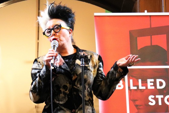 Orlan bruger sin egen krop som medie i en politisk og feministisk kamp</br>ORLAN til artist talk på Kvindemuseet.</br>Foto: Kvindemuseet