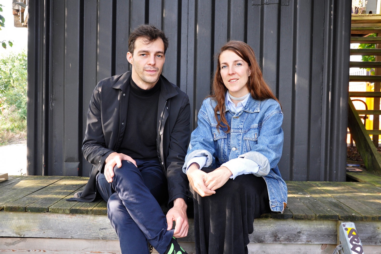 Irah: “Det er en livseksistentiel drivkraft at lave noget, man elsker”</br>Stine Grøn og Adi Zukanovic er Irah. De veksler mellem forskellige trommeslagere, og for tiden er Mads Forsby med på turné.</br>Foto: Sixten Therkildsen