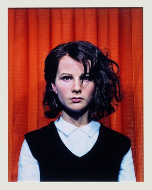 Gillian Wearing jagter en rigtig dansk familie</br>Gillian Wearing 2003: Selvportræt som 17-årig.</br>Foto: Heather Podesta Collection © Gillian Wearing