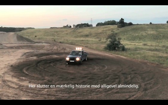 Billedserie: Videokunst i Skulpturlandsby Selde</br>Videoværk af Aron Skoog: Untitled (Wasted Years), videostill</br>Foto: Barbara Katzin