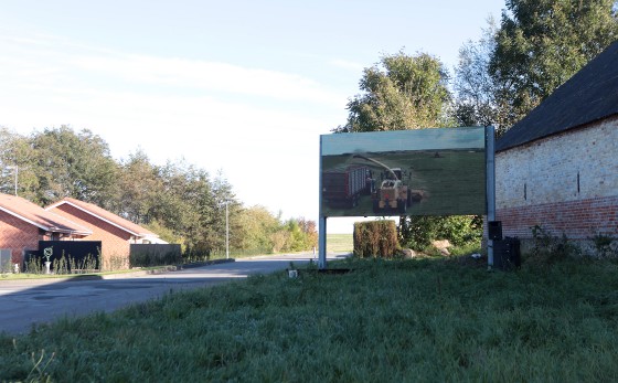 Billedserie: Videokunst i Skulpturlandsby Selde</br>Videoværk af Jette Gejl: Intervowen Landscapes</br>Foto: Barbara Katzin