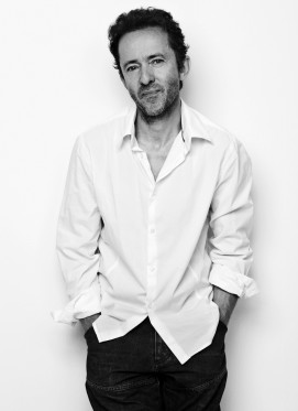 Børnelitteraturen er en dødalvorlig sag</br>Kim Fupz Aakeson, forfatter til blandt andet Vitello-bøgerne.</br>Foto: PR-foto / Robin Skjoldborg