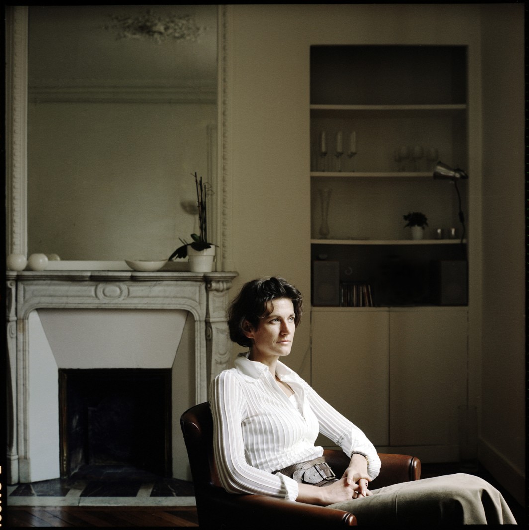 Børnelitteraturen er en dødalvorlig sag</br>Janne Teller har skrevet bogen Intet, som er oversat til 27 sprog og læst af cirka 4 ud af 5 børn i de ældre folkeskoleklasser i Danmark.</br>Foto: PR-foto / Jean-Luc Bertini