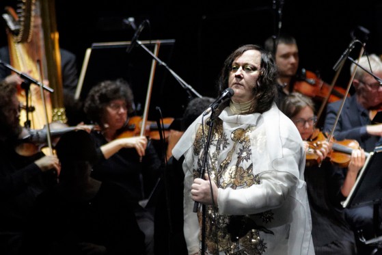 En engel gik gennem Musikhuset</br>Anohni gav koncert sammen med Aarhus Symfoniorkester og Clement Concert Choir i Musikhuset Aarhus.</br>Foto: PR-foto / Musikhuset Aarhus - Anders Hede