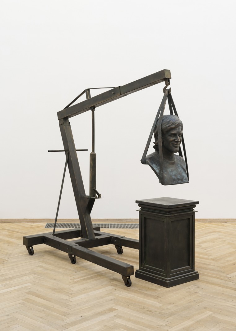 Kulturarven transformeres og aktiveres på Charlottenborg</br>Ahmet Öğüt, 'No Protest Lost', 2017. Installation view, Kunsthal Charlottenborg, 2017. </br>Foto: PR-foto / Kunsthal Charlottenborg - David Stjernholm
