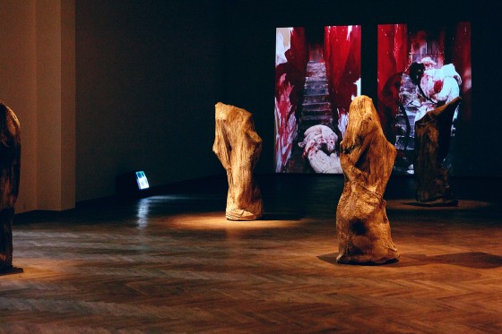 Forårsudstillingen 18 på Charlottenborg</br>Regitze Engelsborg Karlsen og Anna-Karin Rasmussons værker på Forårsudstillingen 18 i Kunsthal Charlottenborg</br>Foto: PR-foto / Charlottenborg Forårsudstillingen 