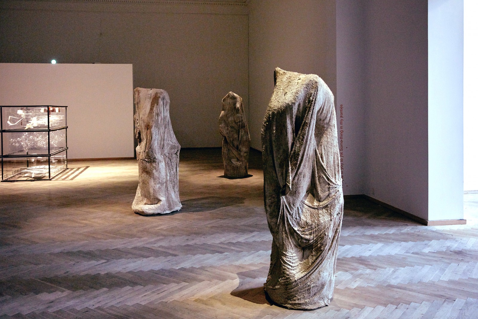 Forårsudstillingen 18 på Charlottenborg</br>Værkerne på Charlottenborg Forårsudstilling 2018 er udvalgt af en jury bestående af: Klara Kristalova (kunstner, CZ/SE), Alexander Tovborg (kunstner, DK), Anders Ruhwald (kunstner, DK/US), Christina Capetillo (arkitekt, DK) og Marie Nipper (kurator, DK).</br>Foto: PR-foto / Charlottenborg Forårsudstillingen 