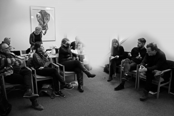 Kunstnernes Påskeudstilling 2018: Censorerne slipper nu værker gennem nåleøjet</br>Lørdag den 17. marts har publikum mulighed for at opleve de værker, som censurkomitéen har ladet slippe gennem nåleøjet.</br>Foto: Kulturmagasinet Fine Spind